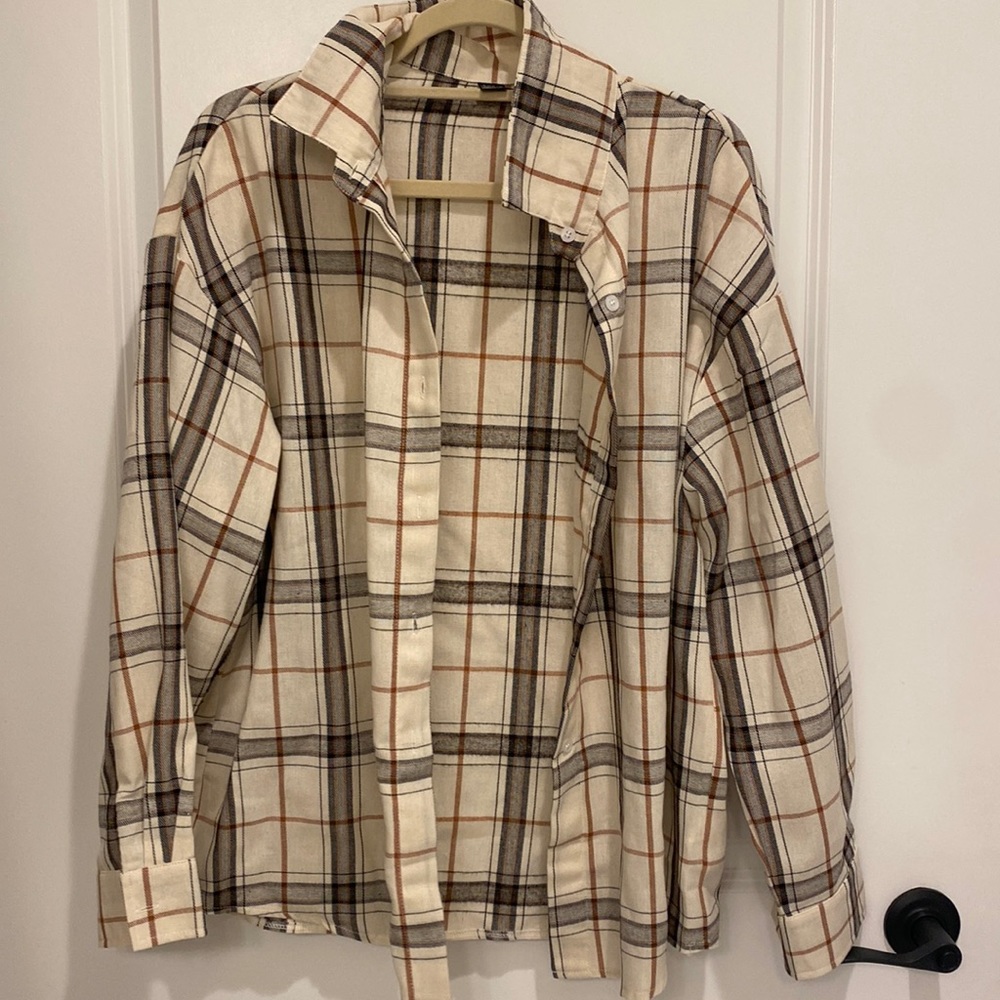 Oversized plaid shirt